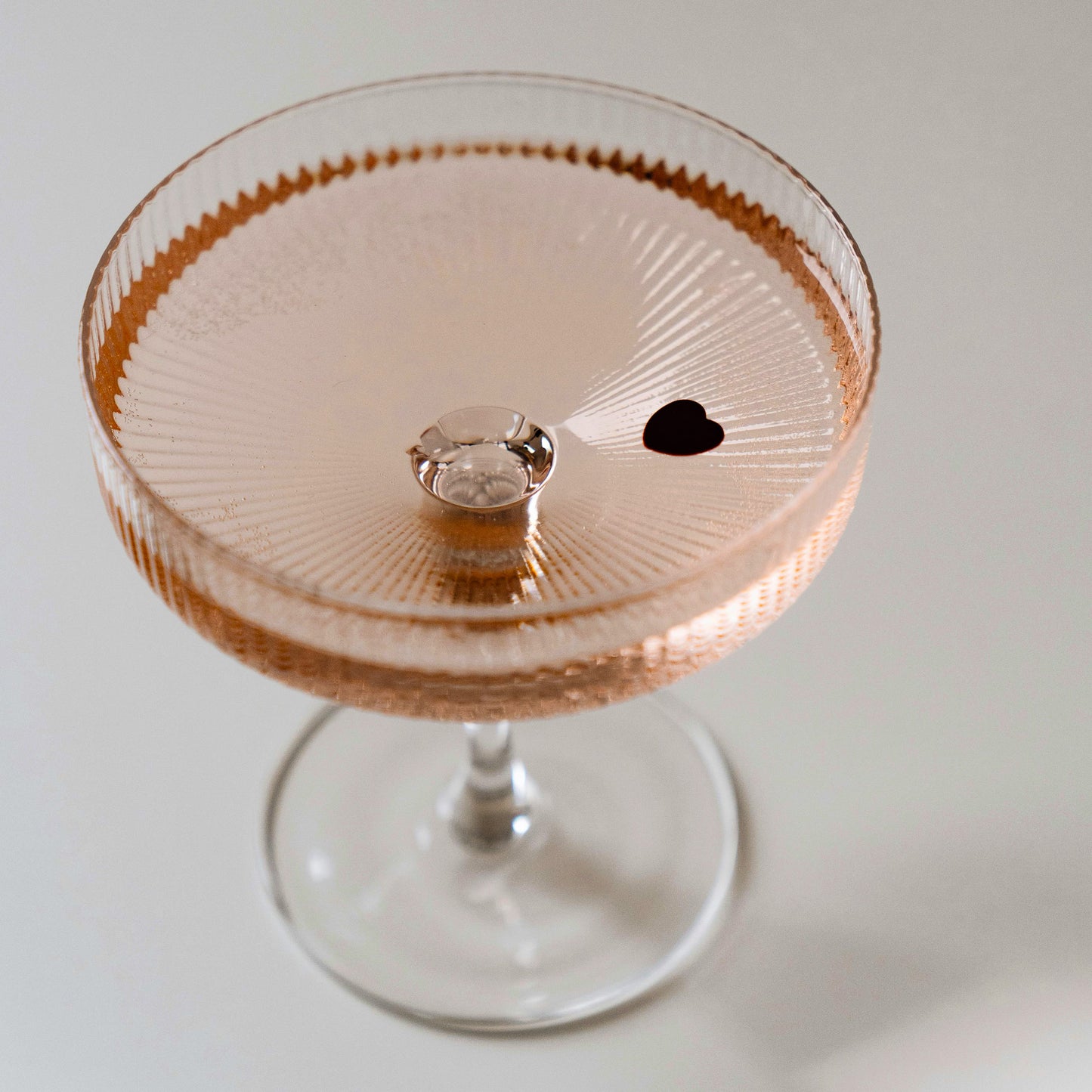 champagnerglasschale mit herz und rose creamant